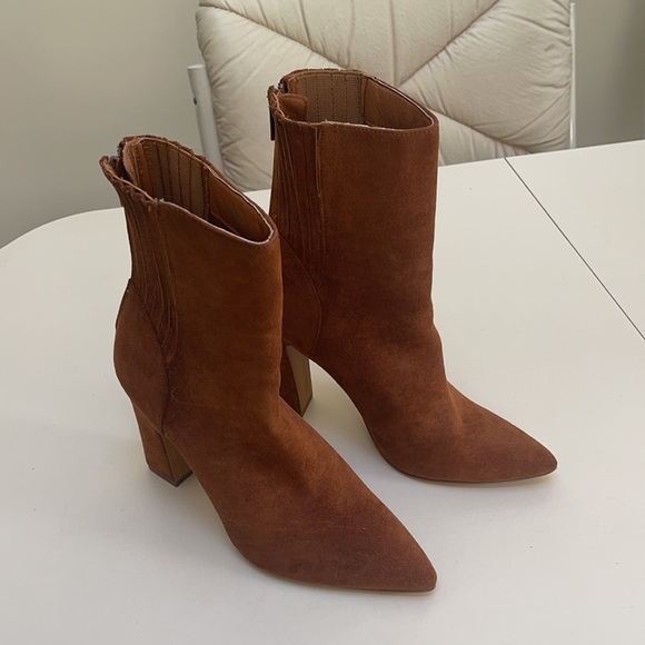 💜🤑 FOREVER 21 block pointed zip up boots like new!! - Picture 7 of 14